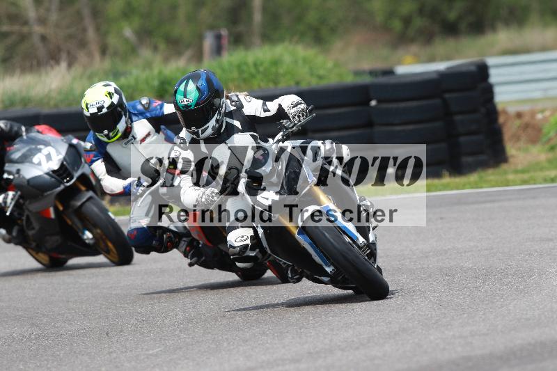 Archiv-2022/13 25.04.2022 Plüss Moto Sport ADR/Freies Fahren/4